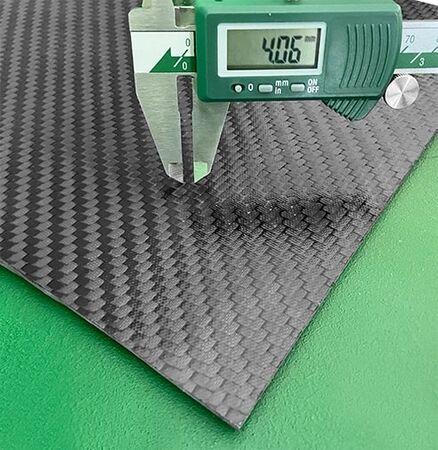 Karbon Fiber Plaka Eko T:4mm 48cmX48cm - 1